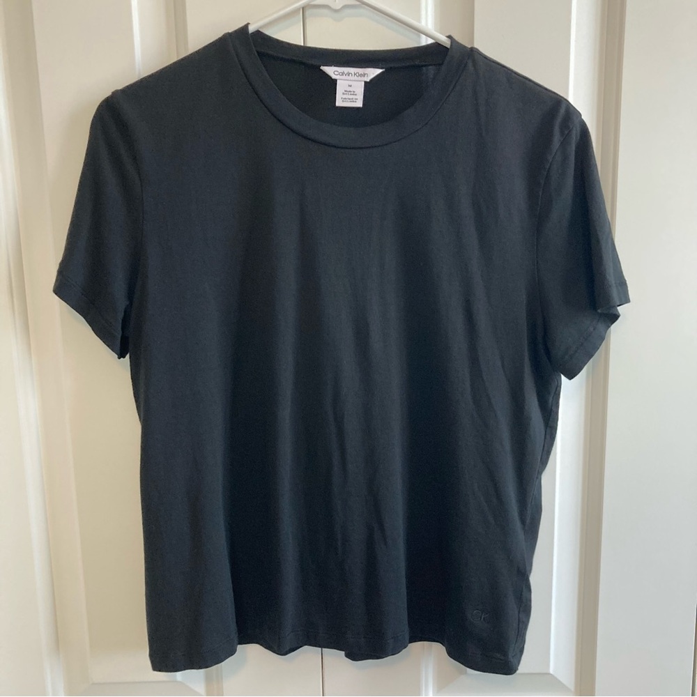 Calvin Klein Black Women's Crew Neck Tee